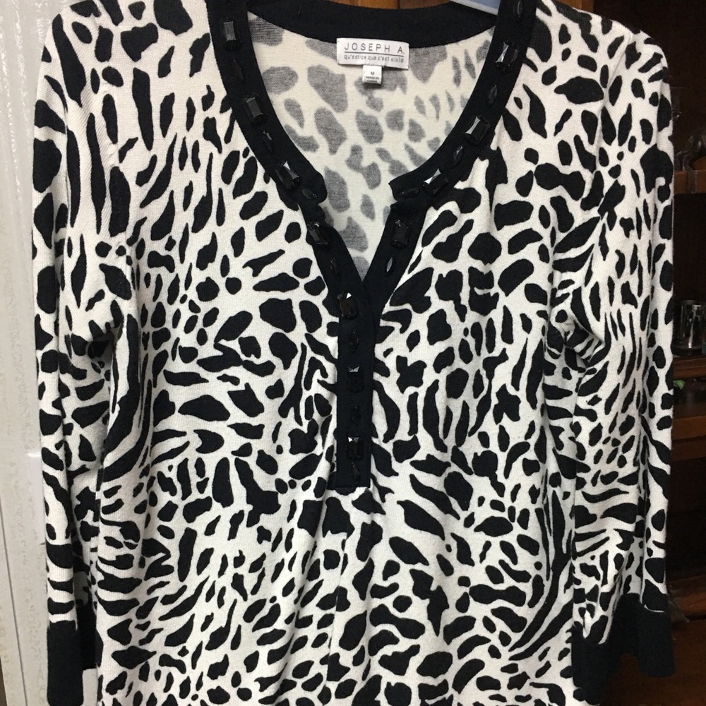 Animal print sweater top